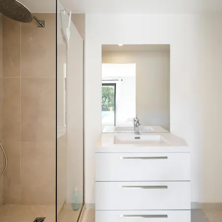 Villa Ref 2154 - Provencale To Rent Cannes